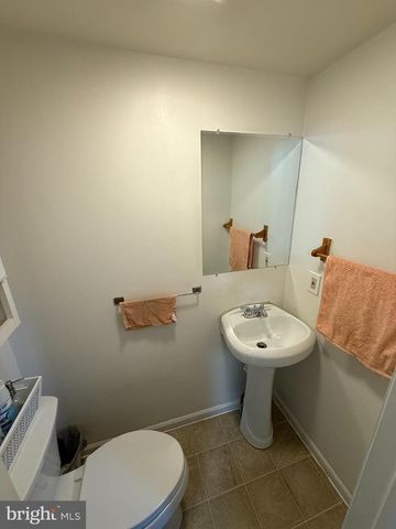 410 N 5TH AVE, Royersford, PA 19468