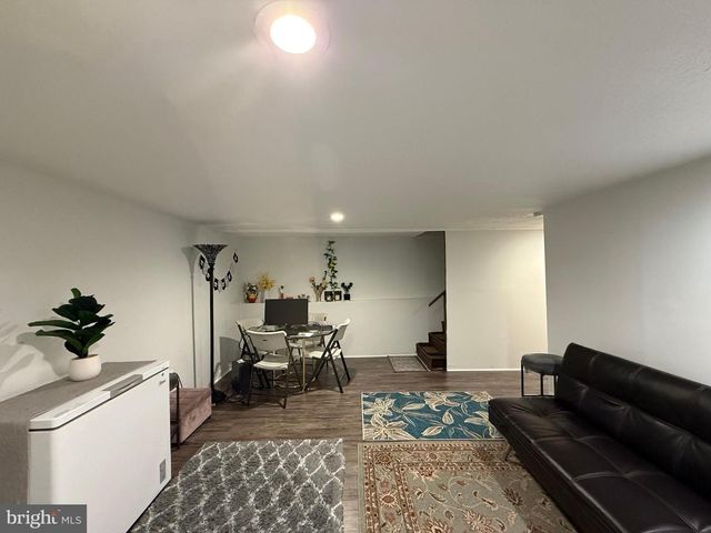 410 N 5TH AVE, Royersford, PA 19468