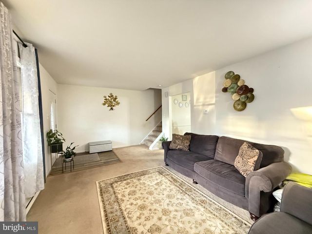 410 N 5TH AVE, Royersford, PA 19468