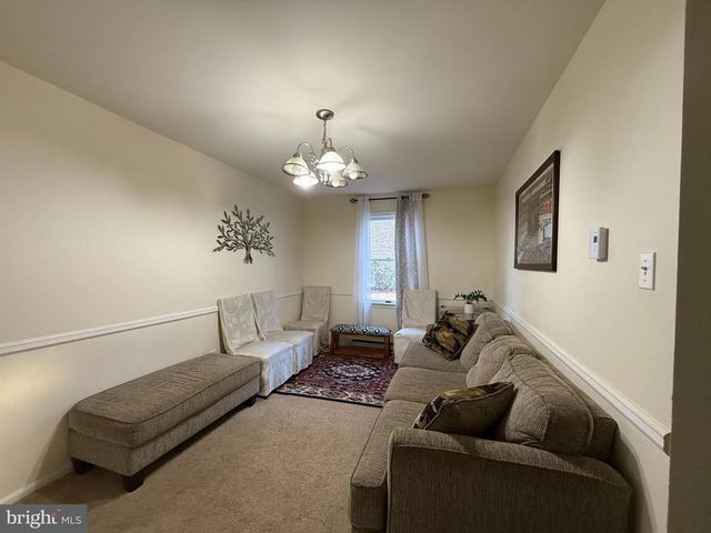 410 N 5TH AVE, Royersford, PA 19468