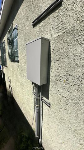 6114 Wall, Los Angeles, CA 90003