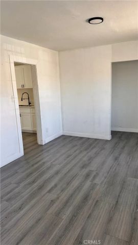 6114 Wall, Los Angeles, CA 90003