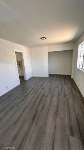 6114 Wall, Los Angeles, CA 90003