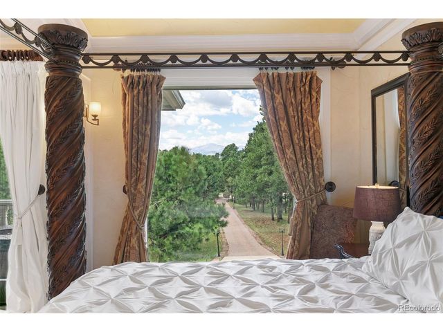 17075 Viscount Ct, Monument, CO 80132