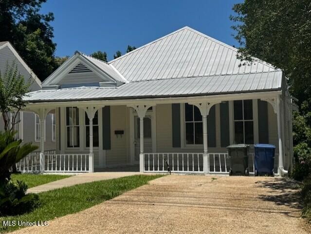 208 Arlington Avenue, Natchez, MS 39120
