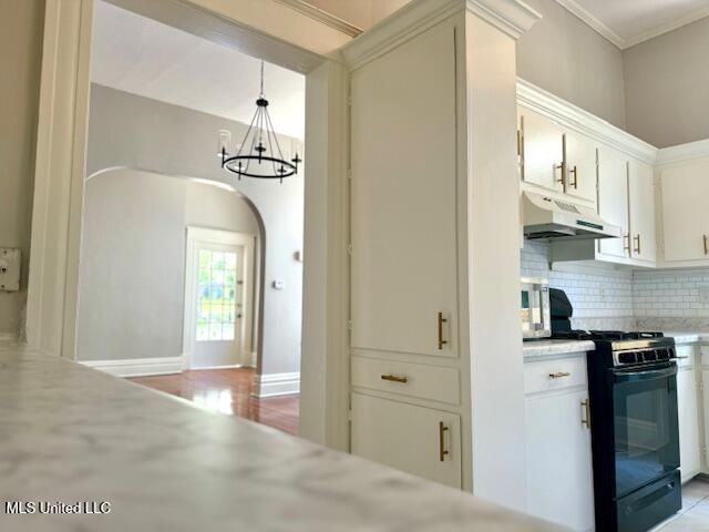 208 Arlington Avenue, Natchez, MS 39120
