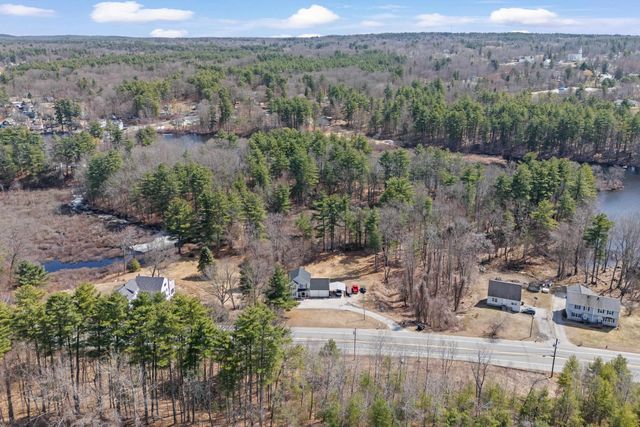 49 Chester Road, Derry, NH 03038