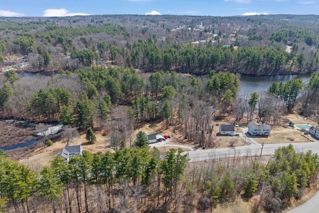 49 Chester Road, Derry, NH 03038