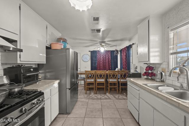 40987 178th Street, Lancaster, CA 93535