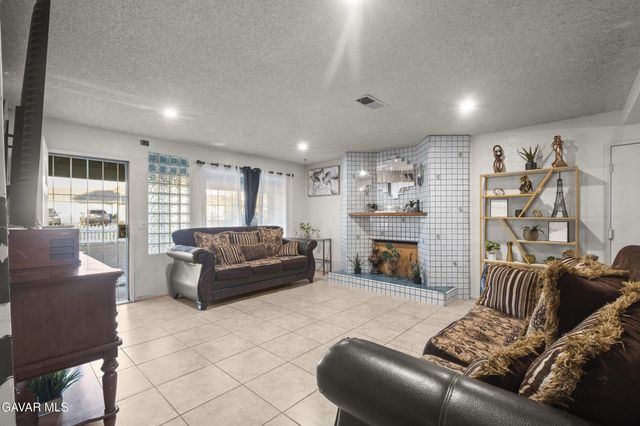 40987 178th Street, Lancaster, CA 93535