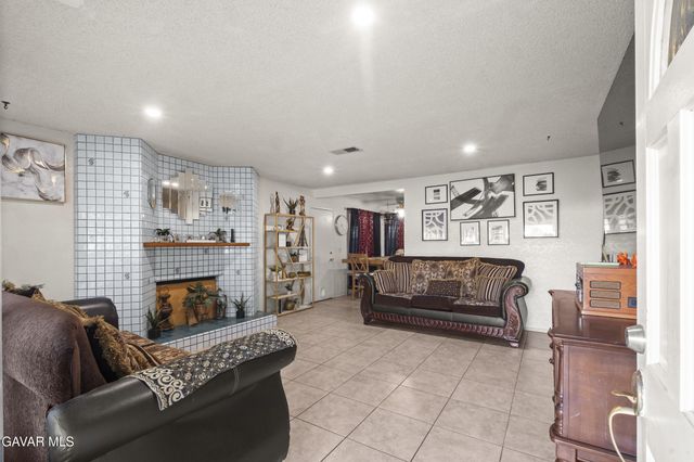 40987 178th Street, Lancaster, CA 93535