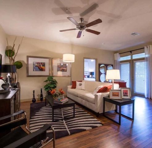 3333 Weslayan Street 2242, Houston, TX 77027