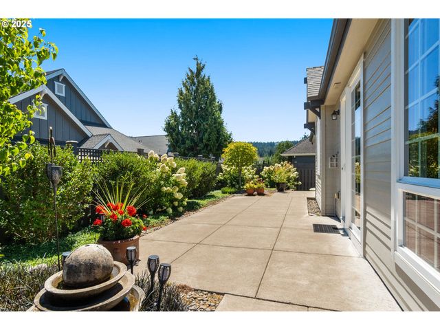 3906 TAYSIDE St S, Salem, OR 97301