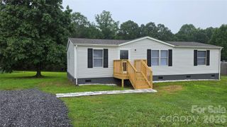 125 Robins Hill Lane 17, Statesville, NC 28677