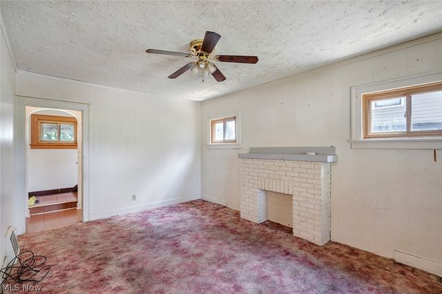 139 N Hazelwood Avenue, Youngstown, OH 44509