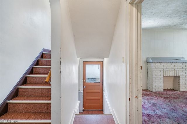 139 N Hazelwood Avenue, Youngstown, OH 44509