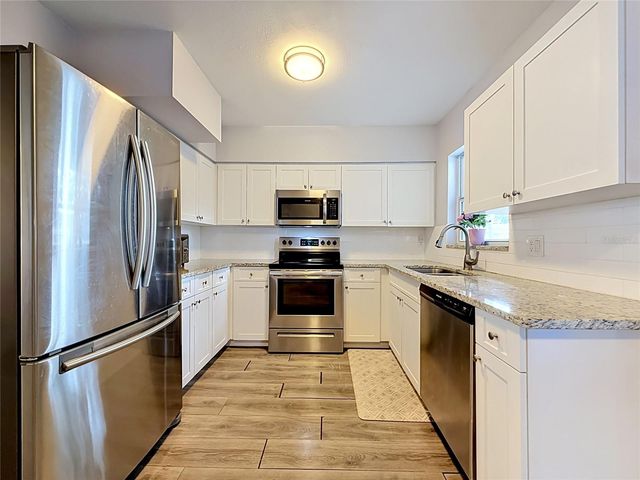 3260 56TH STREET N, St Petersburg, FL 33710