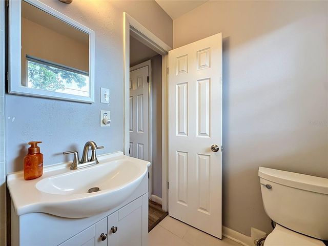 3260 56TH STREET N, St Petersburg, FL 33710