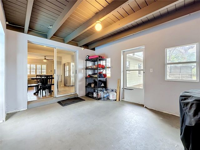 3260 56TH STREET N, St Petersburg, FL 33710