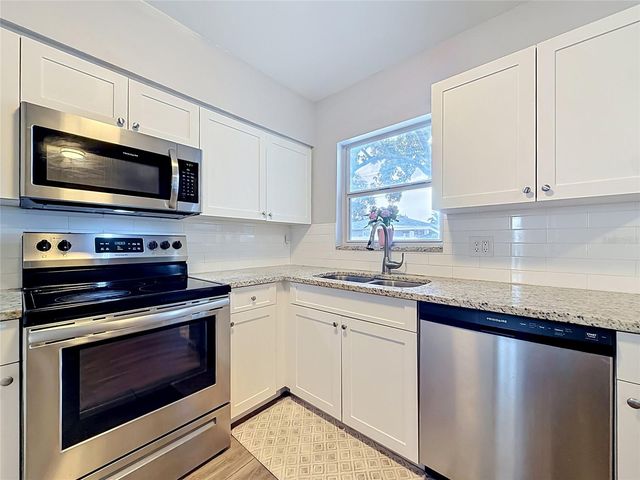 3260 56TH STREET N, St Petersburg, FL 33710