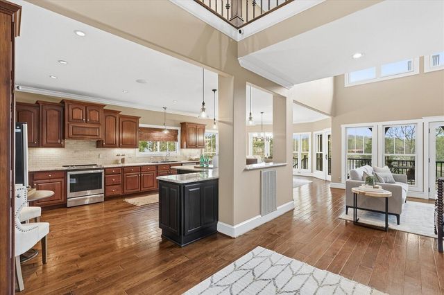 302 Key Cove Road, Spring City, TN 37381