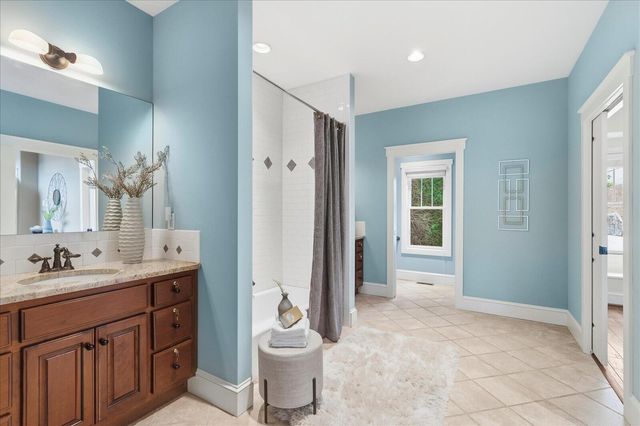 302 Key Cove Road, Spring City, TN 37381