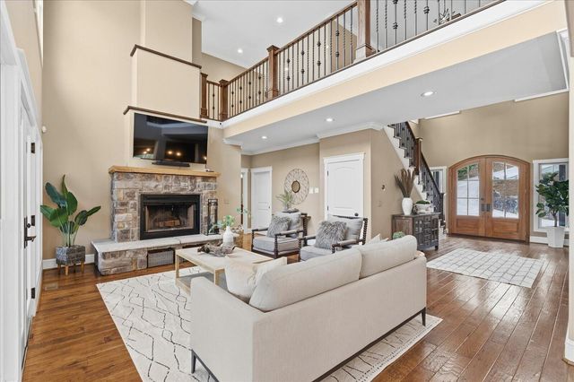 302 Key Cove Road, Spring City, TN 37381