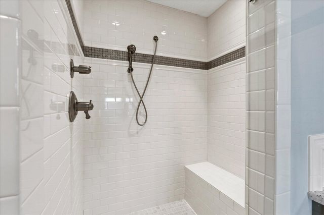 302 Key Cove Road, Spring City, TN 37381