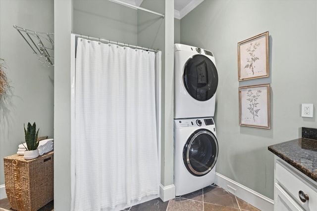 302 Key Cove Road, Spring City, TN 37381