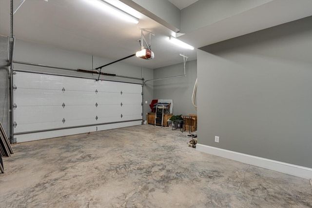 302 Key Cove Road, Spring City, TN 37381