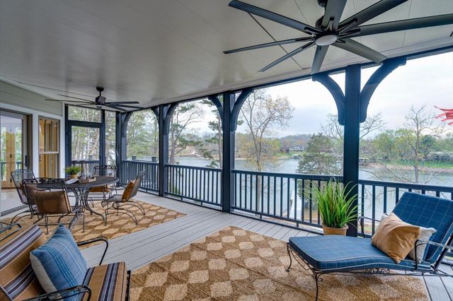 302 Key Cove Road, Spring City, TN 37381