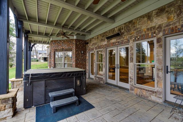 302 Key Cove Road, Spring City, TN 37381