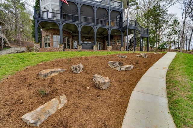 302 Key Cove Road, Spring City, TN 37381