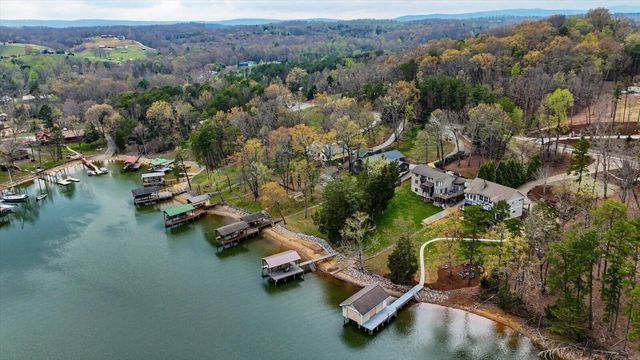 302 Key Cove Road, Spring City, TN 37381