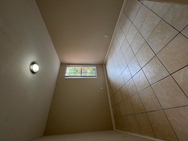 3553 Forest Hill Boulevard 45, Palm Springs, FL 33406