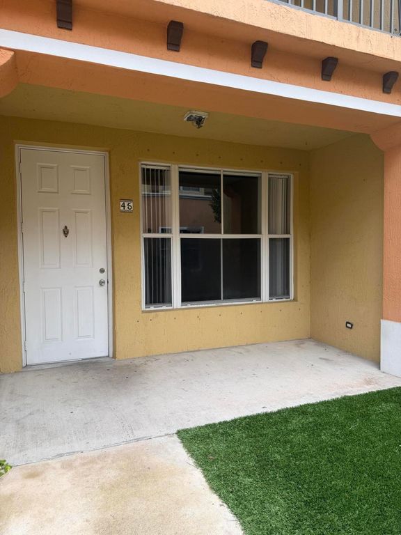 3553 Forest Hill Boulevard 45, Palm Springs, FL 33406