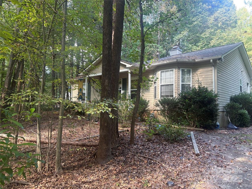 160 Overcreek Road, Mooresville, NC 28117