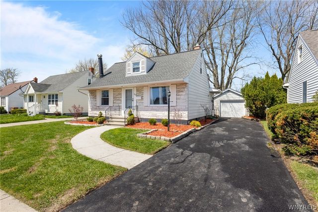 160 Westbrook Drive, Cheektowaga, NY 14225