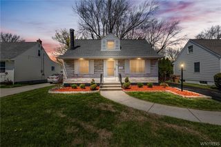 160 Westbrook Drive, Cheektowaga, NY 14225