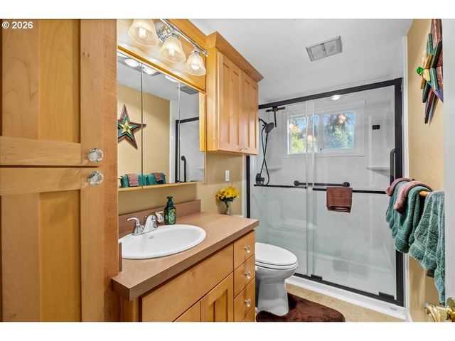 17110 S POTTER Rd, Oregon City, OR 97045