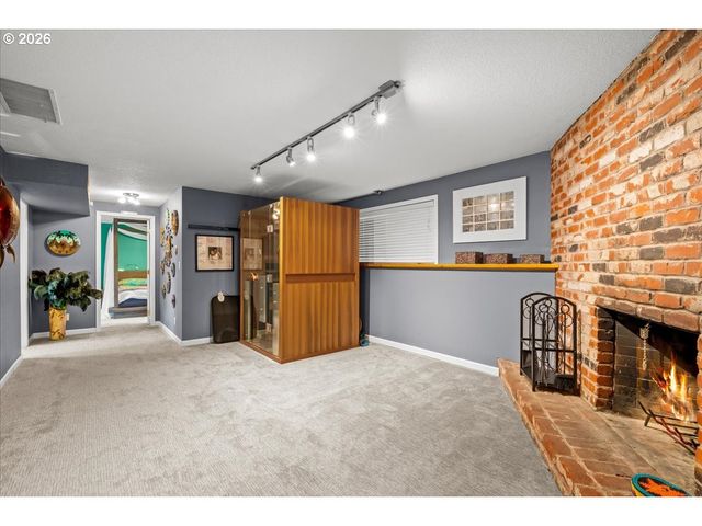 17110 S POTTER Rd, Oregon City, OR 97045