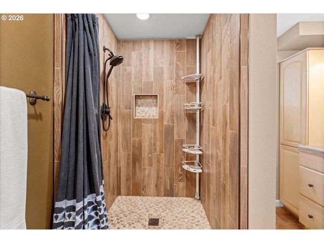 17110 S POTTER Rd, Oregon City, OR 97045