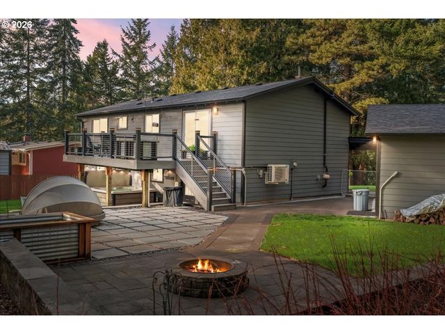 17110 S POTTER Rd, Oregon City, OR 97045