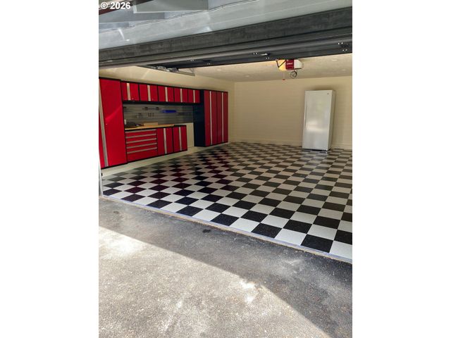 17110 S POTTER Rd, Oregon City, OR 97045