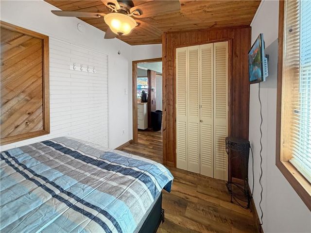 29703 Bobcat Drive, Warsaw, MO 65355