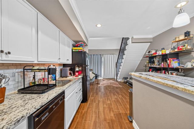 12900 Walden Road 306C, Montgomery, TX 77356