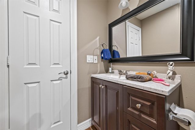 12900 Walden Road 306C, Montgomery, TX 77356
