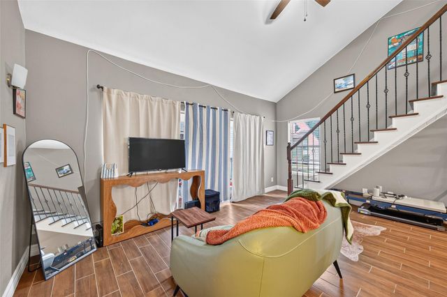 12900 Walden Road 306C, Montgomery, TX 77356