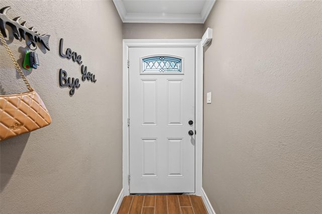 12900 Walden Road 306C, Montgomery, TX 77356