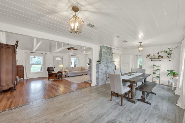 40323 Community Road, Magnolia, TX 77354